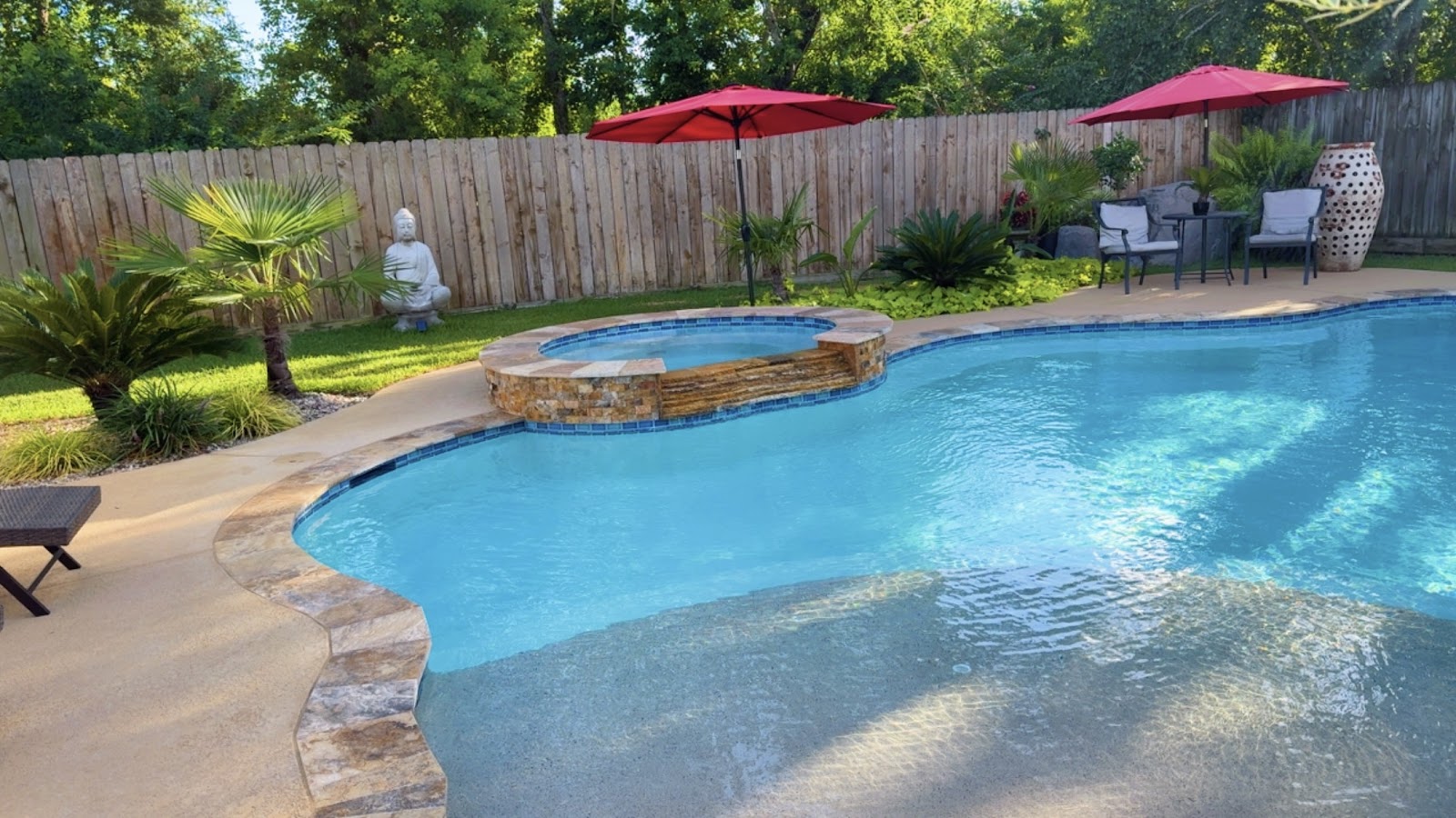 Custom Saltwater Pool in Pecos